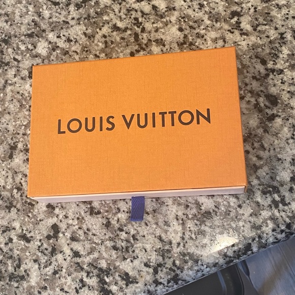 LOUIS VUITTON - Authentic Box - Picture 2 of 11